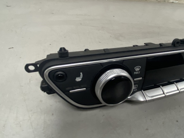 VAG 8W0820043AP Блок управления режимами отопления/кондиционирования в наличии Тернополь