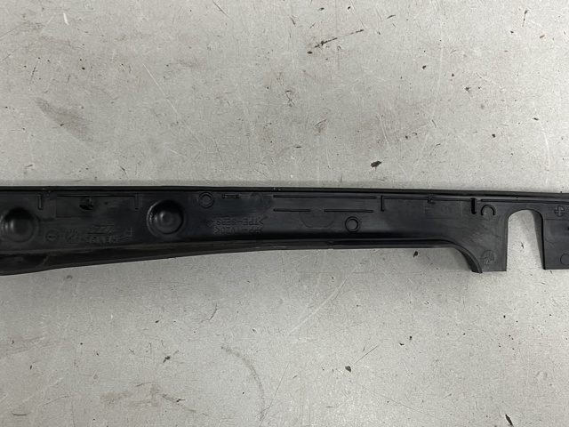 8W0820582C VAG Заглушка жабо боковая купить в Одесса