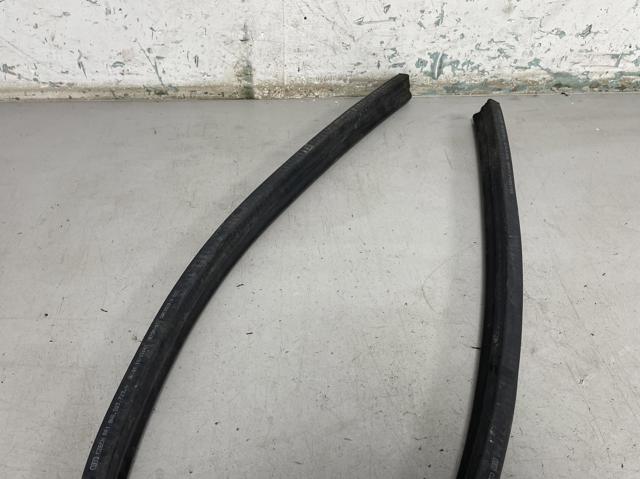 8W0823723A VAG купить в Черкассы