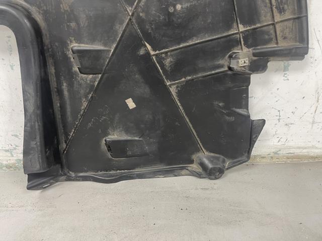 8W0825219C Защита днища задняя правая купить Ужгород