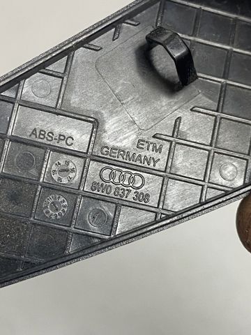 8W0837308 VAG купить в Киев