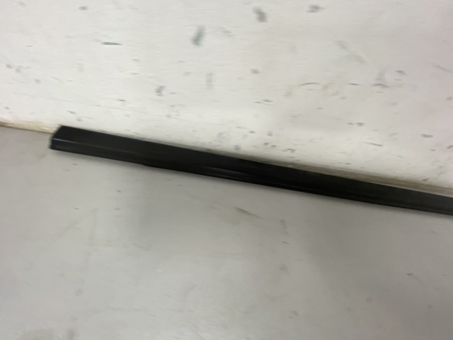 8W0837477 VAG купить в Черкассы