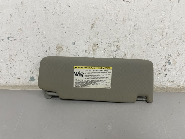 8W0857551AAEA7 VAG Козырек солнцезащитный купить в Украина