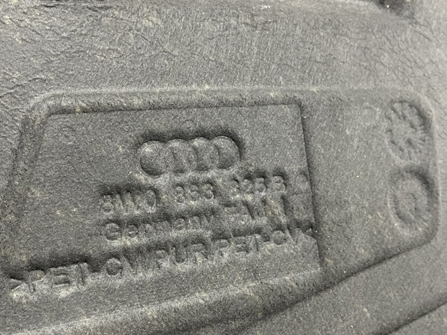 VAG 8W0863825B Шумоизоляция капота в наличии Черкассы