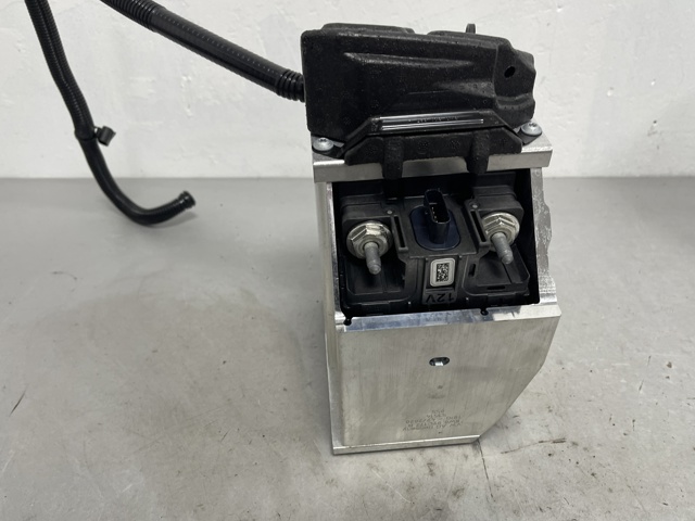 VAG 8W0915101A Аккумулятор в наличии Винница