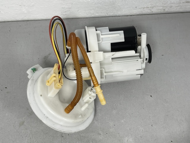 VAG 8W0919087AA Бензонасос в наличии Каменское