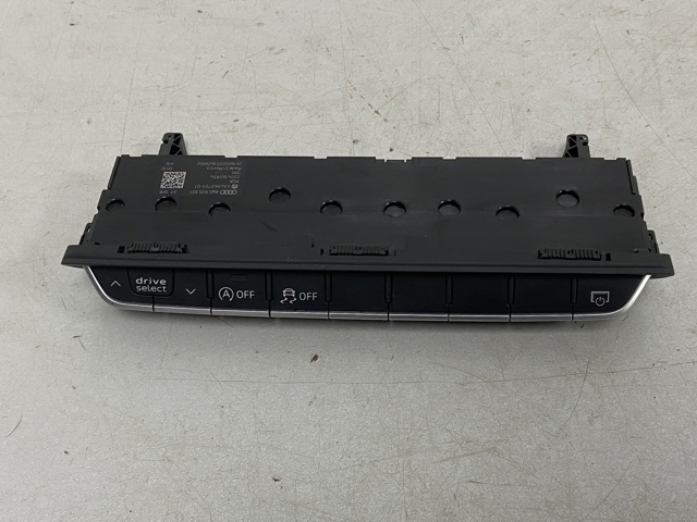 Консоль панели управления центральная 8W0925301 VAG
