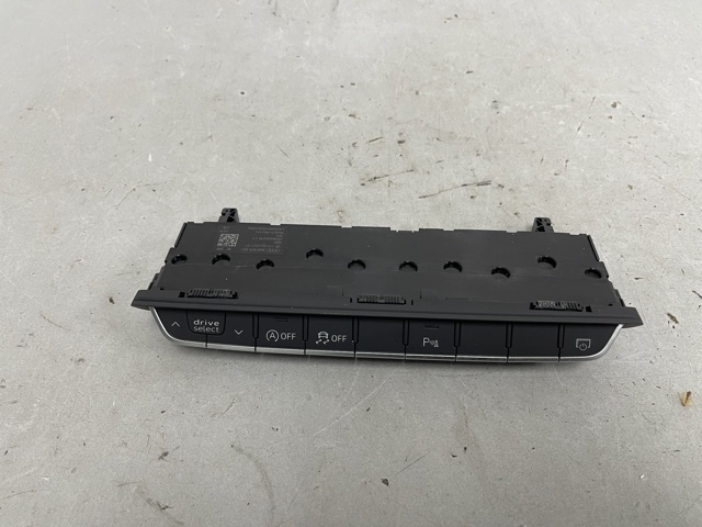 Блок кнопок центральной консоли 8W0925301BC VAG