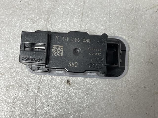 8W0947415A VAG Плафон подсветки багажного отсека купить в Тернополь