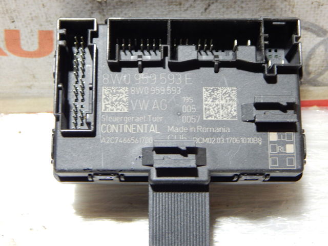 VAG 8W0959593E Блок комфорта передней двери в наличии Черкассы