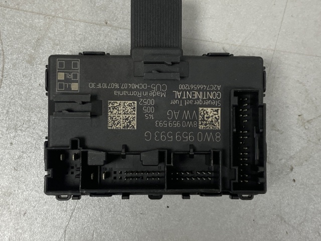 VAG 8W0959593G Блок комфорта передней двери в наличии Днепр