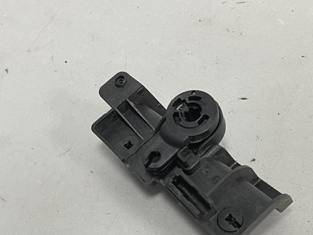 8W1823633C Кронштейн ручки открывания капота купить Украина