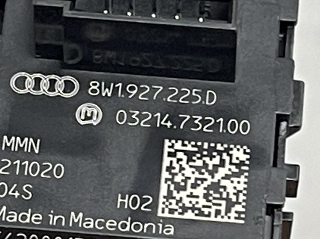 8W1927225D VAG Клавиша электромеханического стояночного тормоза купить в Днепр