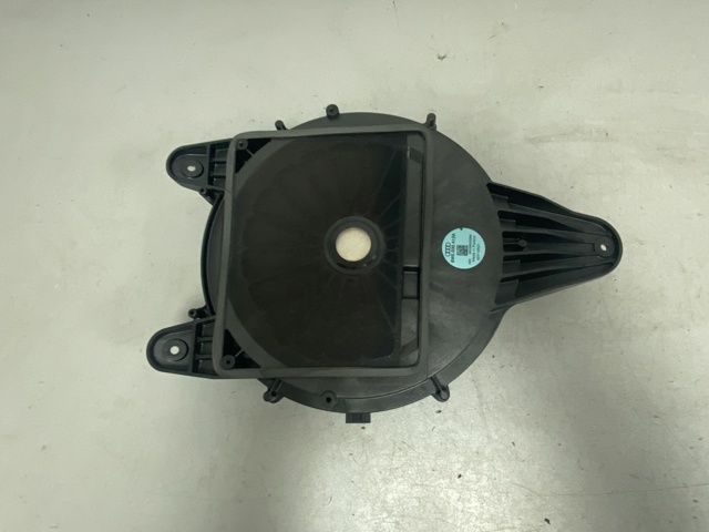 Динамик передней двери 8W5035412A VAG