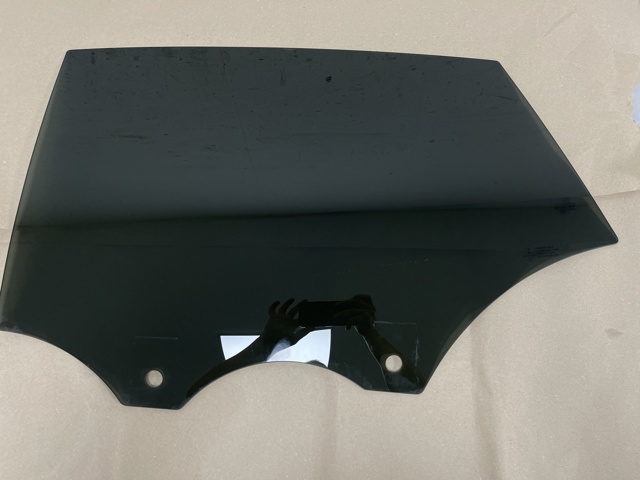 VAG 8W8845205A Стекло двери задней левой в наличии Хмельницкий