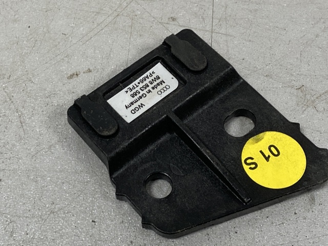 VAG 8W8853588 в наличии Житомир