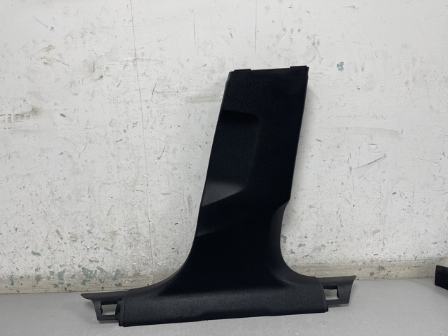 8W8867240A VAG купить в Ужгород