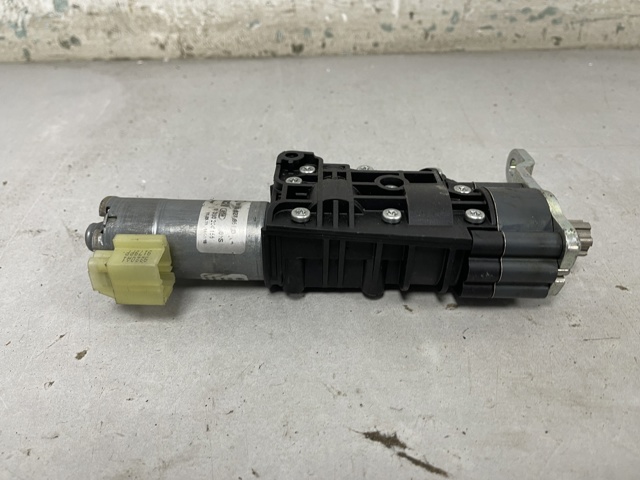 8W9827851D Амортизатор крышки багажника (двери 3/5-й задней) купить Каменское
