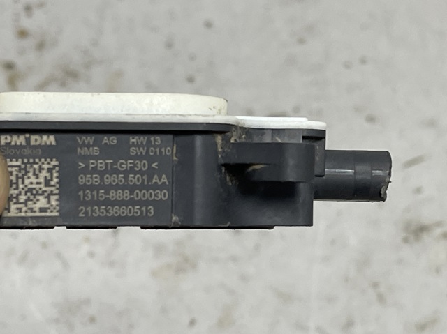 95B965501AA PORSCHE Привод (моторчик) жалюзи радиатора купить в Полтава