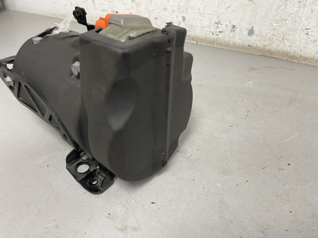 VAG 9J1816797C Компрессор кондиционера в наличии Житомир