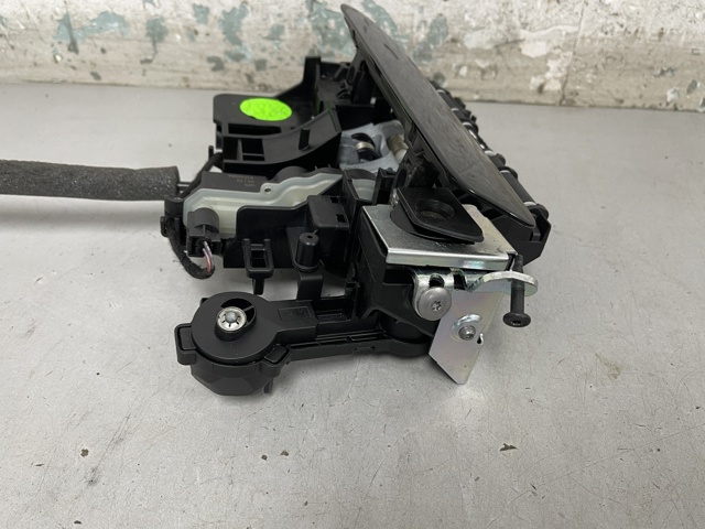 9J1837885 PORSCHE купить в Сумы