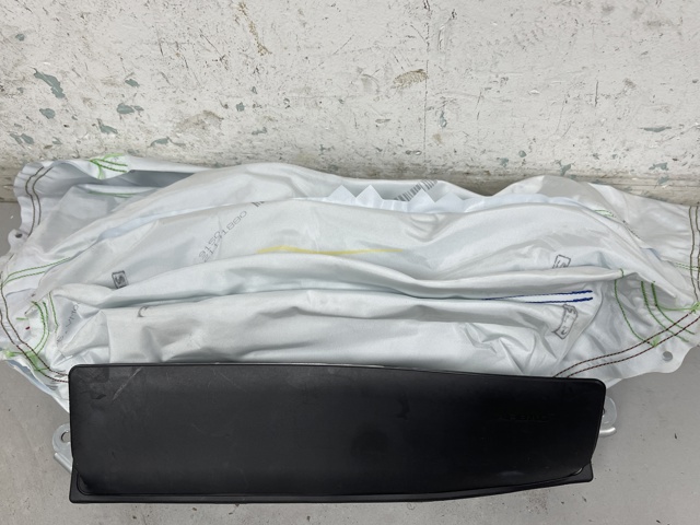 9J1880841D Подушка безопасности (AIRBAG) водительская, защиты коленей купить Винница