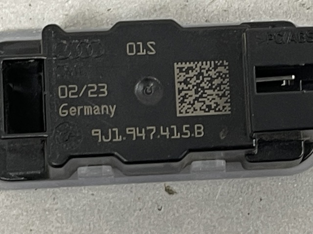 VAG 9J1947415B в наличии Запорожье