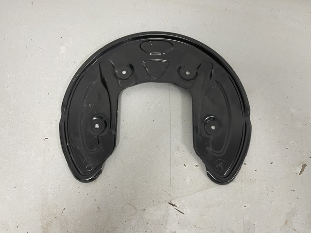 Защита тормозного диска, заднего A0004230100 MERCEDES