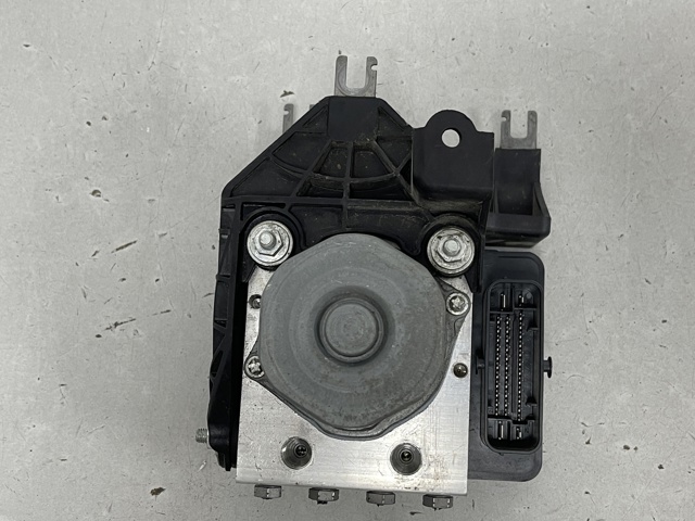 Блок управления ABS A0004311600 MERCEDES