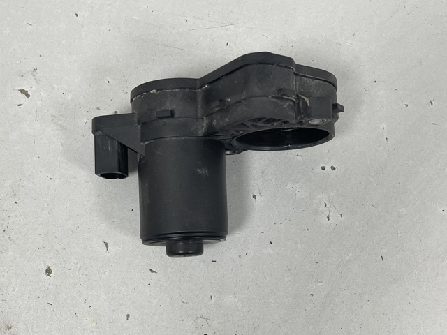 Мотор привода тормозного суппорта заднего A0009061203 MERCEDES