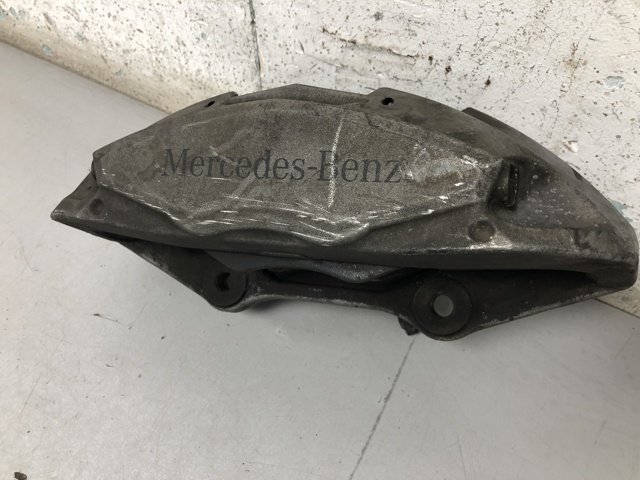 0114219898 MERCEDES Суппорт тормозной передний правый купить в Житомир