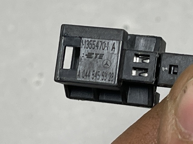 MERCEDES A0445455328 в наличии Запорожье