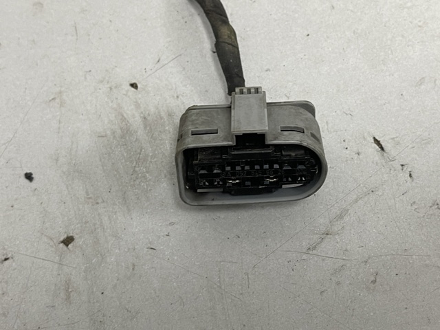 MERCEDES A0525455626 Провод фары в наличии Украина