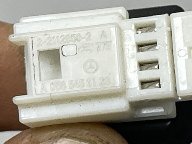 MERCEDES A0565453128 в наличии Украина