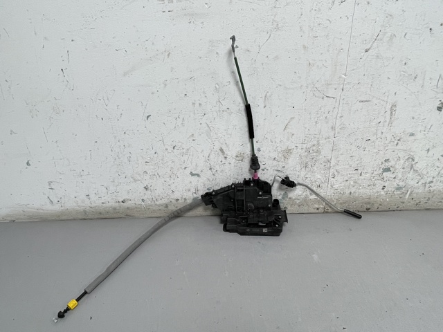Запор кабины A0997206301 MERCEDES