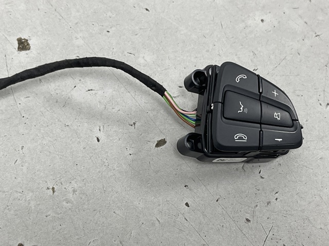 Блок кнопочных переключателей рулевого колеса A0999050600 MERCEDES