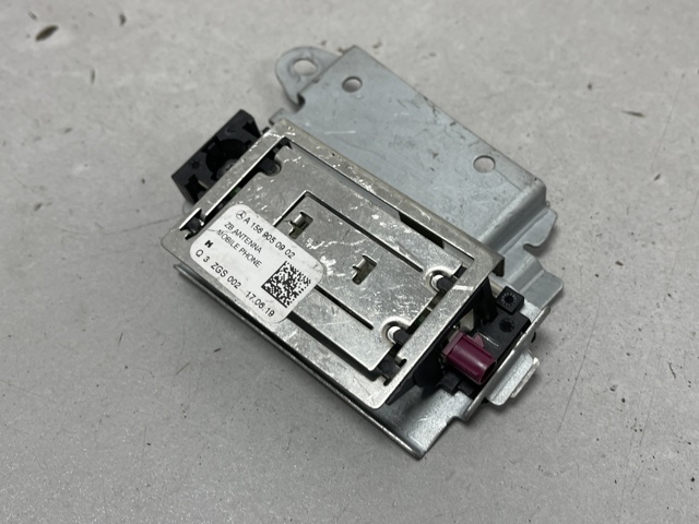 Антенна автомобильная A1569050902 MERCEDES