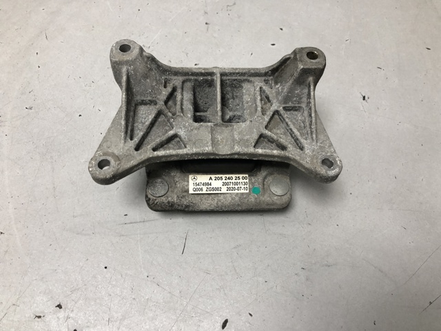 A2052402500 MERCEDES Подушка трансмиссии (опора коробки передач) купить в Киев