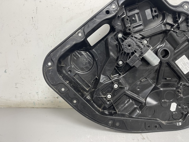 MERCEDES A2057308004 Механизм стеклоподъемника двери задней правой в наличии Тернополь
