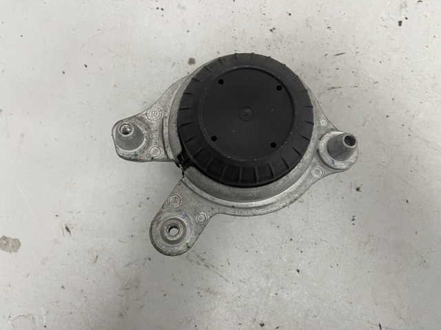 Правая подушка ДВС A2132403500 MERCEDES