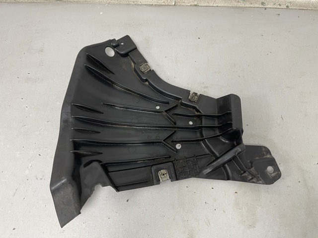 Защита бампера переднего, правая A2135205800 MERCEDES