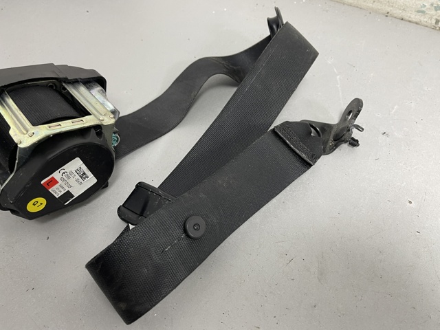 MERCEDES A2138602585 Ремень безопасности задний левый в наличии Одесса