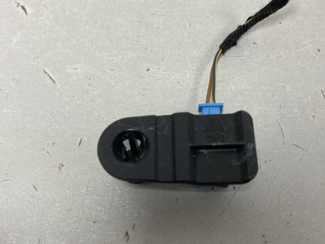 MERCEDES A2215450228 в наличии Каменское