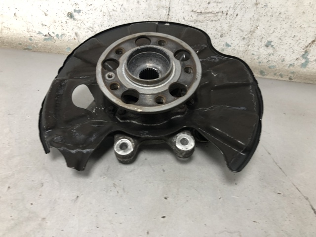 Цапфа поворотного кулака A2223501041 MERCEDES