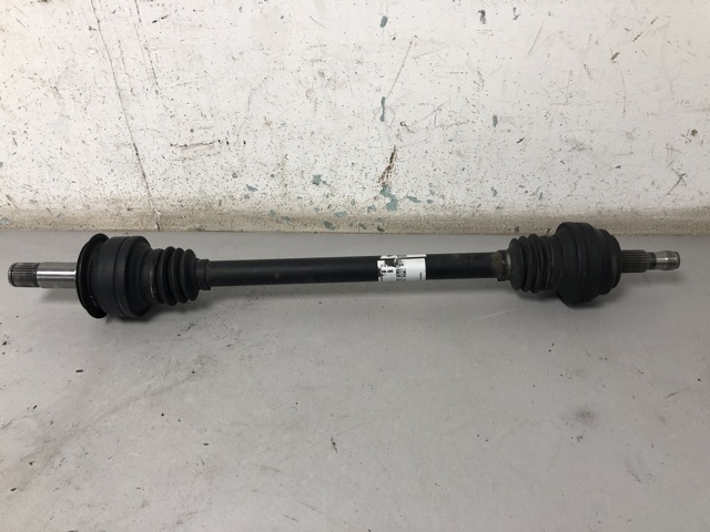 Полуось задняя, правая A2223501405 MERCEDES