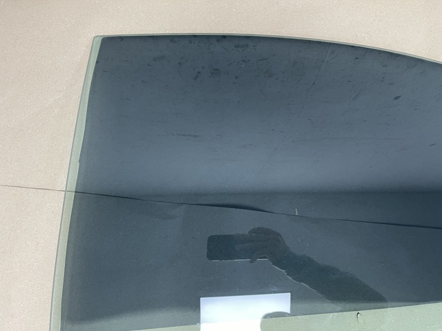 MERCEDES A2227300918 Стекло двери задней левой в наличии Сумы