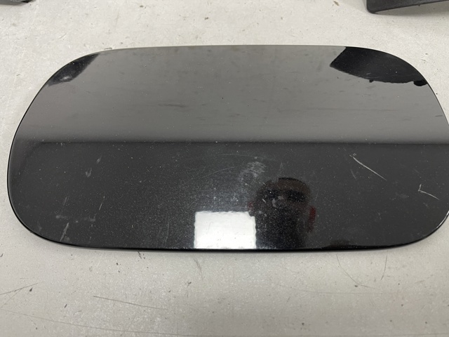 Дверка бензобака A2227570006 MERCEDES