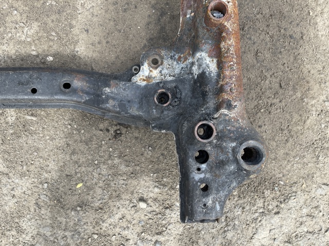 Передняя балка A2236205100 MERCEDES