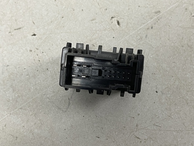 MERCEDES 2238204503 в наличии Хмельницкий