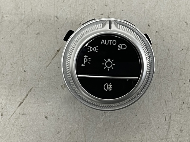 MERCEDES 2239052003 в наличии Одесса